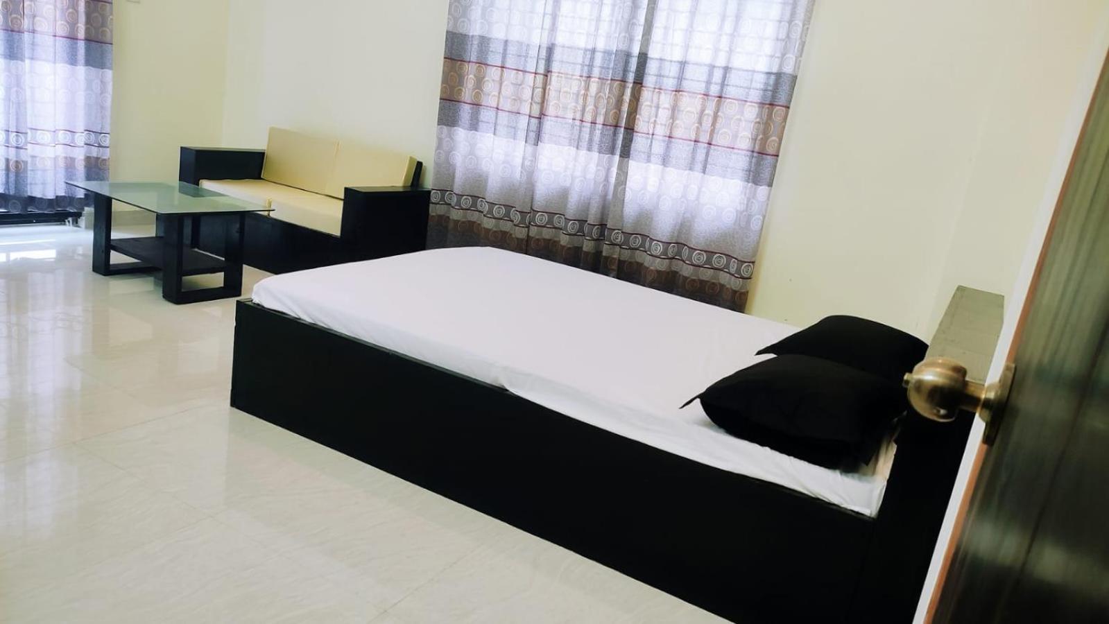 Rose Garden Guest House Khulna Exterior foto
